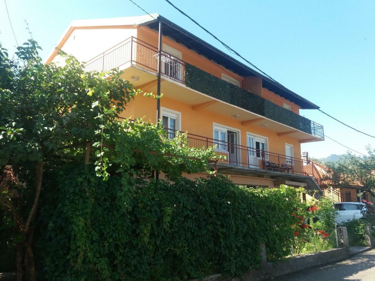 Apartments Mirkovic 센틴제 외부 사진