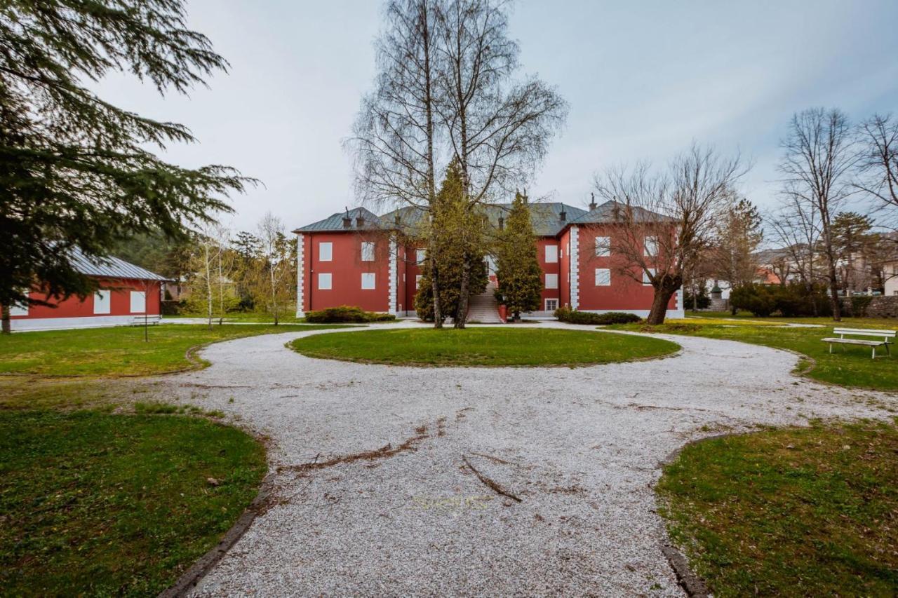 Apartments Mirkovic 센틴제 외부 사진